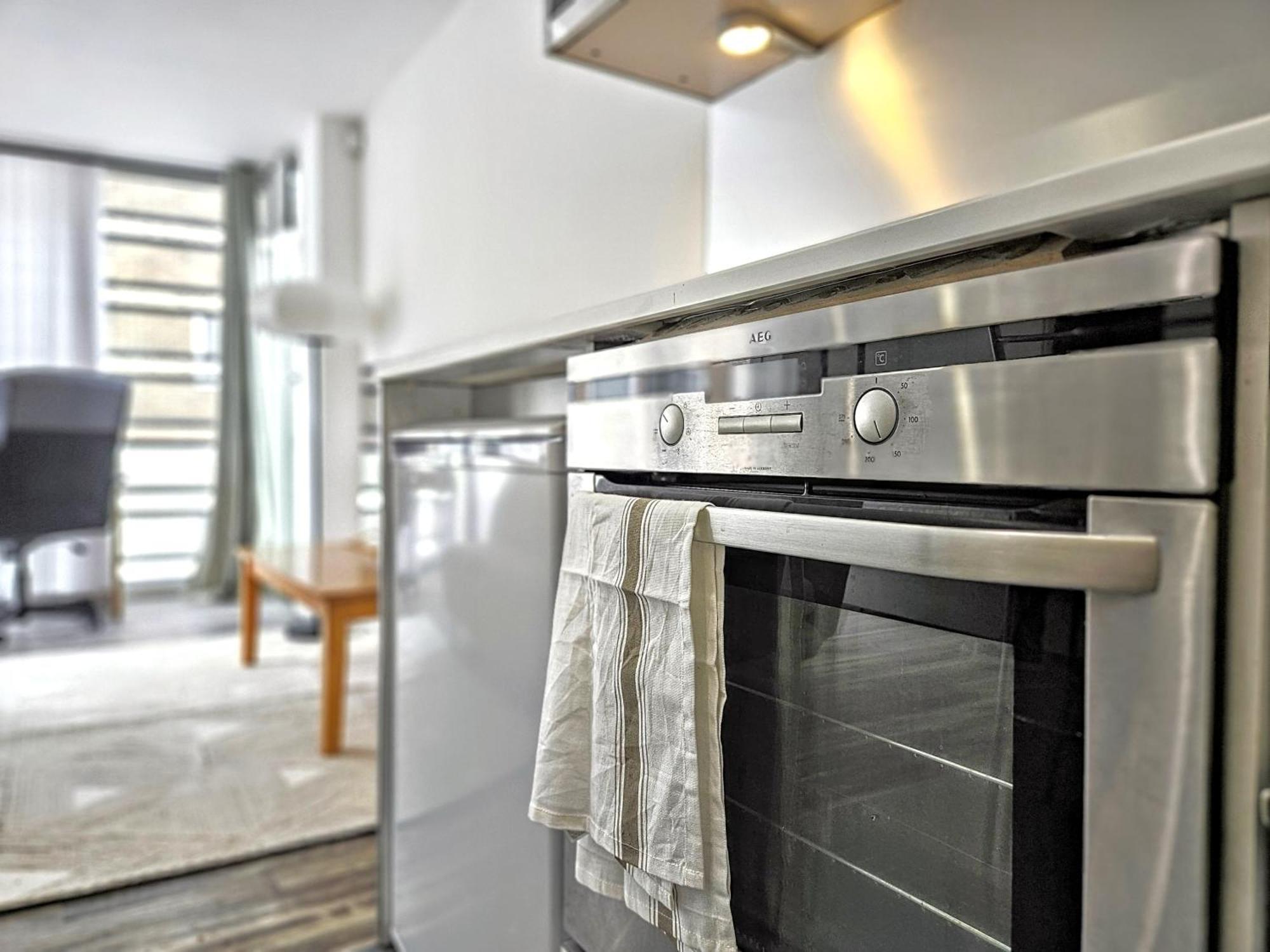 City Waterside, Old Street, Angel, Entire Private Apartment London Exteriör bild