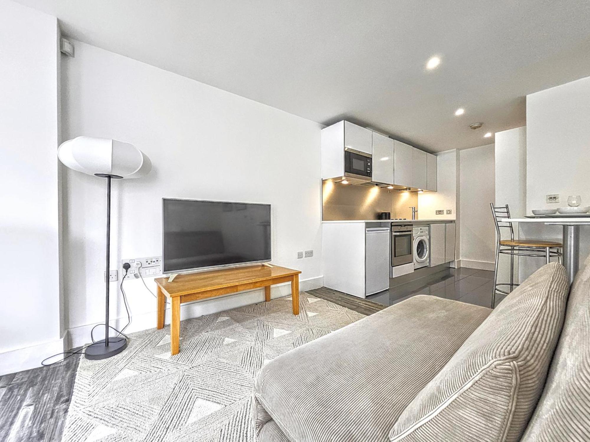 City Waterside, Old Street, Angel, Entire Private Apartment London Exteriör bild